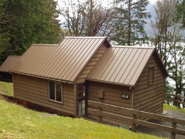 Camper - Girl's Cabin